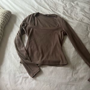 Square neck longsleeve